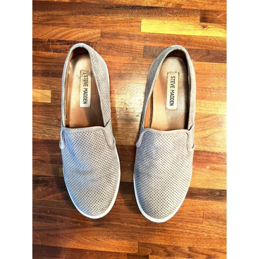 Steve Madden Evangel Gray Perforated Slip On Sneakers Women’s Size 7.5B